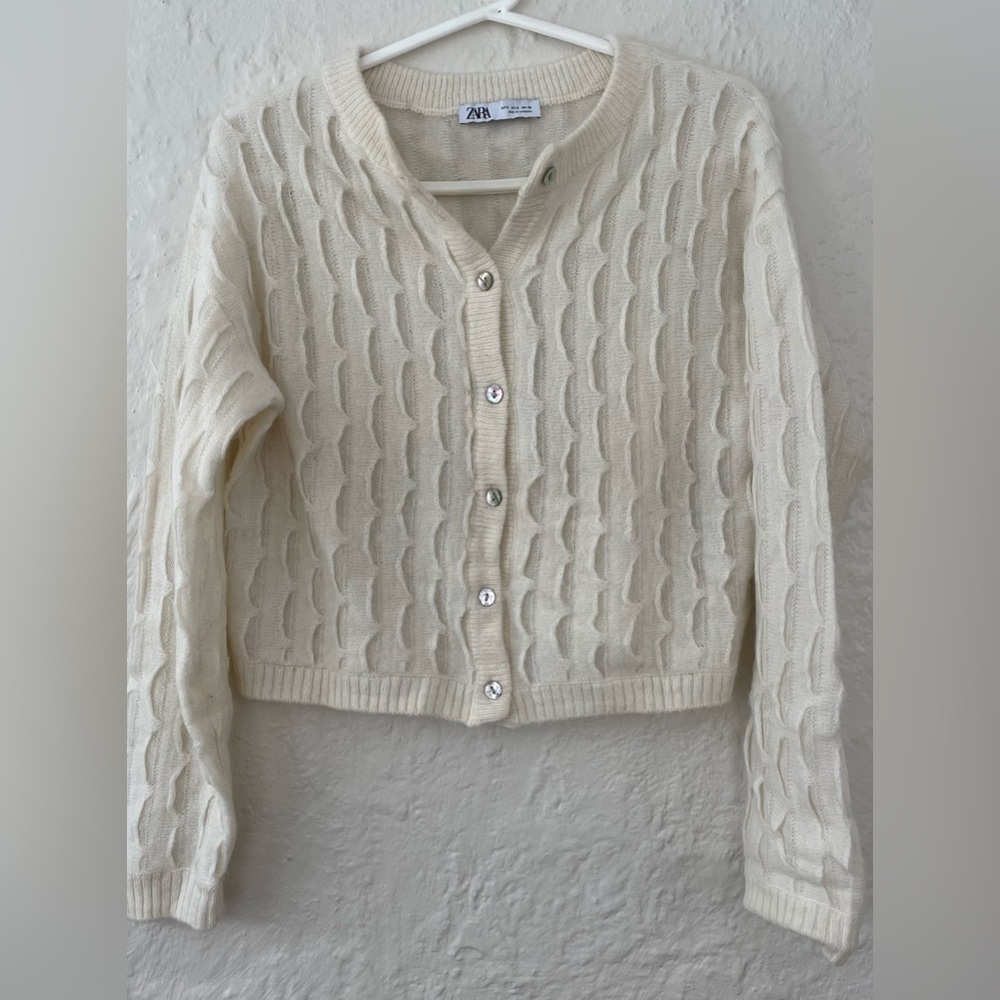 Zara women’s cream alapaca blend cropped jewel button cardigan sweater; size S